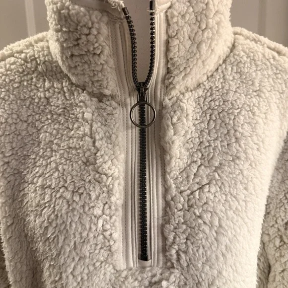 Cozy Sherpa Women's White Quarter Zip  Pullover with front pocket size Large - Picture 7 of 7